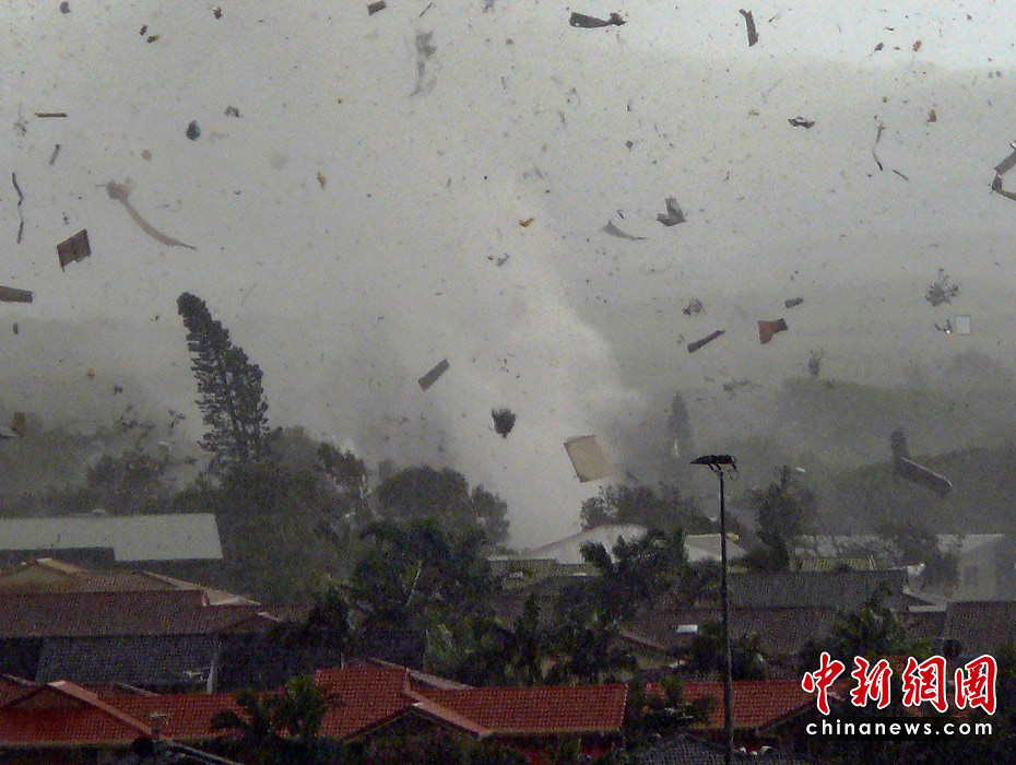 澳大利亞遭罕見(jiàn)龍卷風(fēng)襲