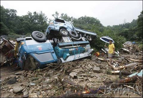 韓國首爾及周邊地區強降雨百年一遇 32人遇難