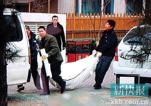 白靜被丈夫殺死合作導(dǎo)演稱其與黑社會(huì)不沾邊