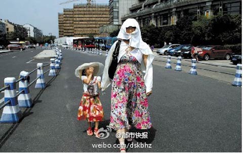 浙江高溫天持續(xù) 高溫天讓市民叫苦不迭
