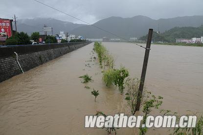 臺州三門臺風 臺州三門因臺風?？l內澇