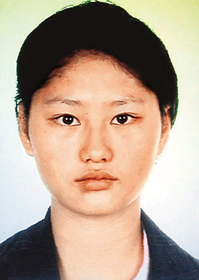 周克華女友張貴英藝術照