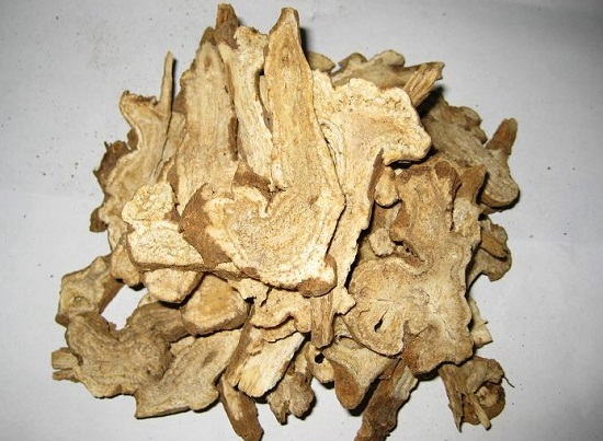 4種中藥快速消除臉部水腫——白術(shù)