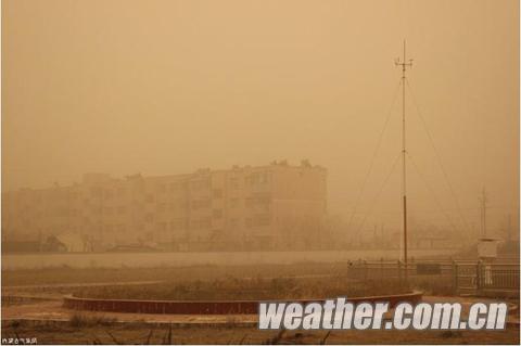 內(nèi)蒙古受強冷空氣影響 暴雪寒潮大風(fēng)沙塵暴一起襲來