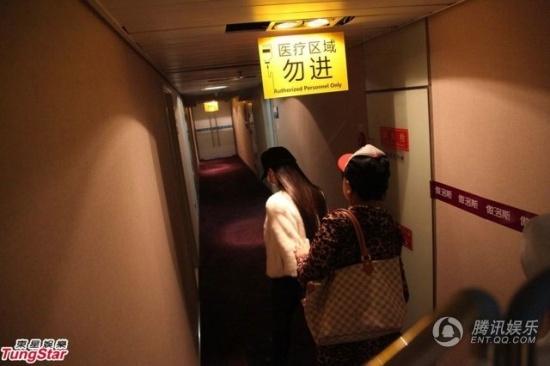 干露露毀容，干露露疑被捉奸被打遭毀容