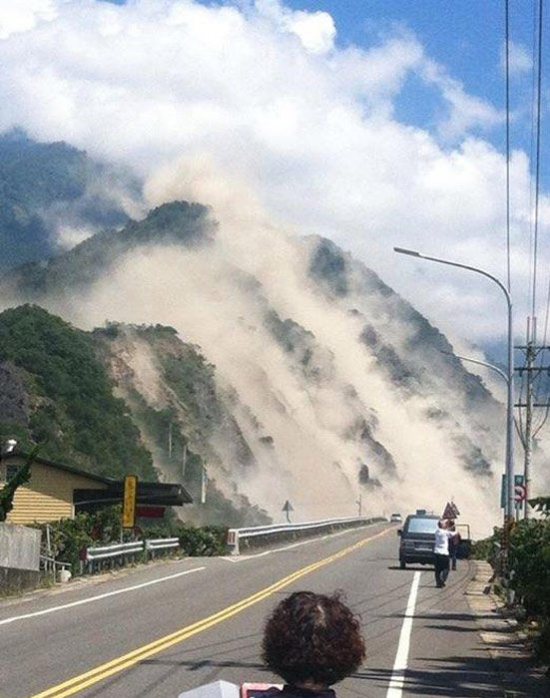臺灣南投6.7級地震