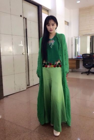 網(wǎng)絡(luò)女神成路人
