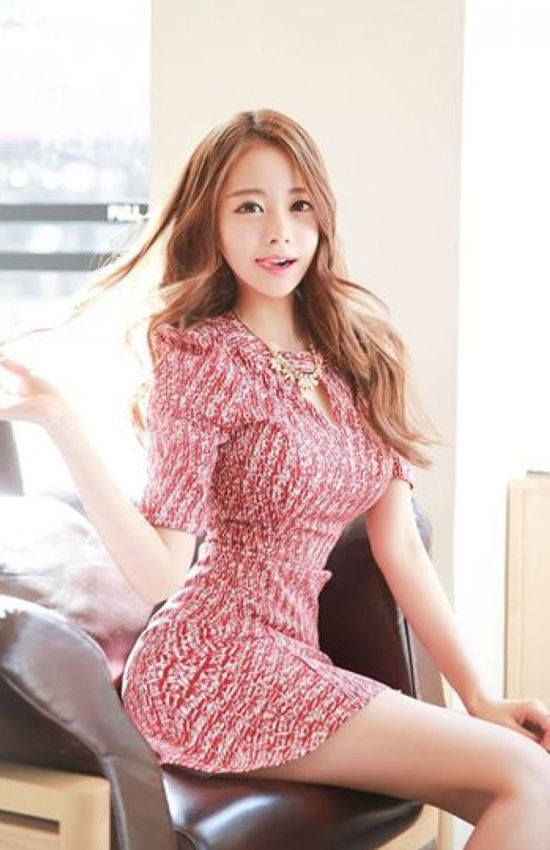 韓國(guó)真人版娜美Minyoung Kim