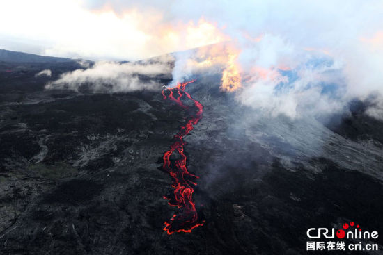 法國(guó)火山噴發(fā)