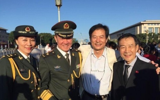 受邀2015閱兵現(xiàn)場(chǎng)觀禮的明星