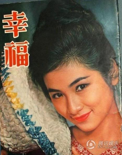 鄭佩佩年輕時(shí)候的照片