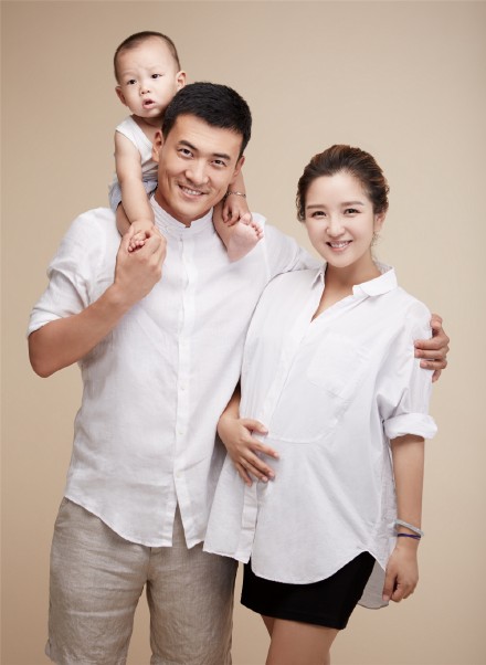 何潔二胎產(chǎn)女