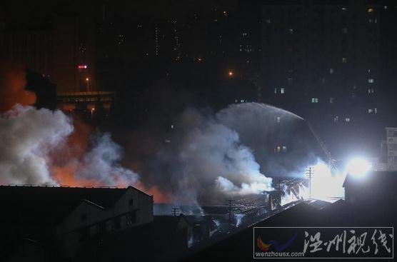 上海楊浦區紀念路發生大火