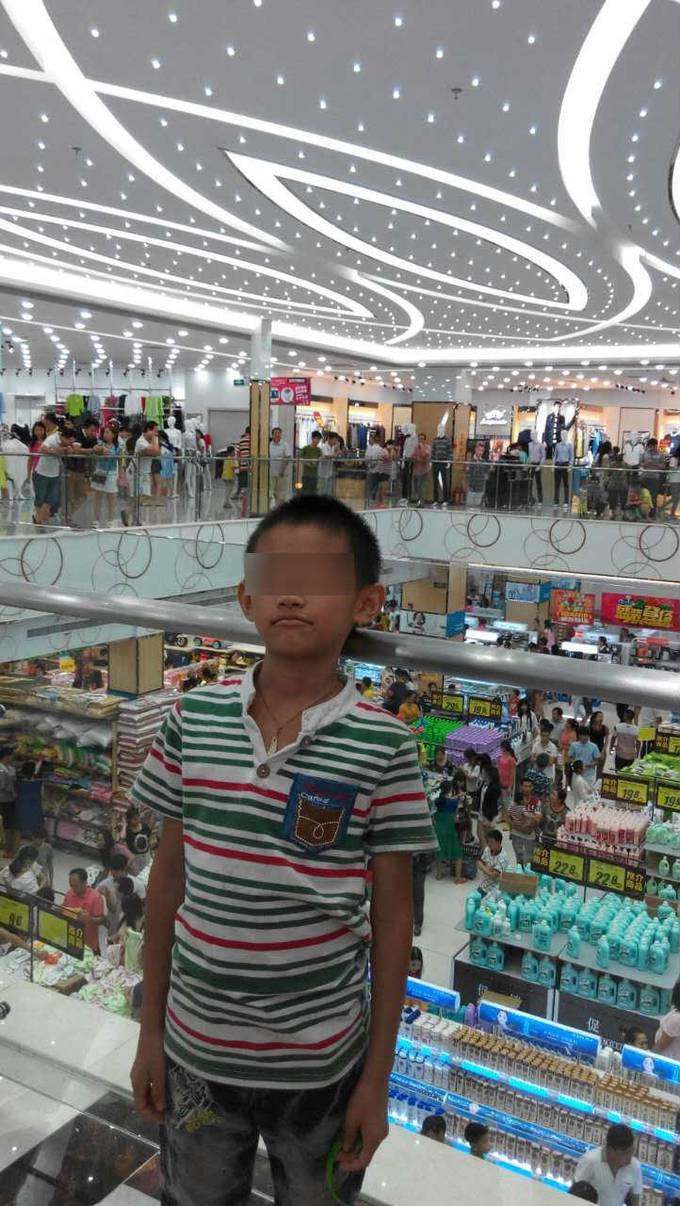 姐弟遇害兇手圍觀