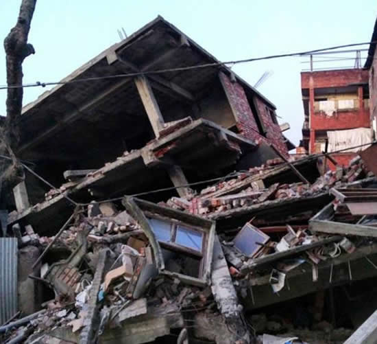 印度6.5級(jí)地震