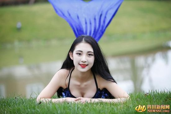 準空姐化身美人魚