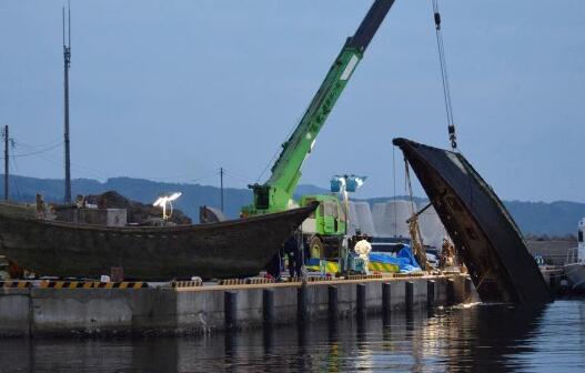 日本海岸現幽靈船