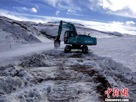 玉樹發(fā)生雪災(zāi)