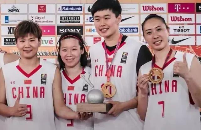 中國(guó)女籃奪世界冠軍