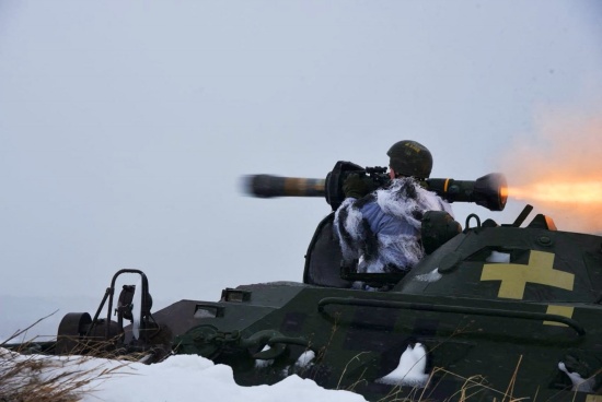 英國(guó)向?yàn)蹩颂m提供更多軍事支持